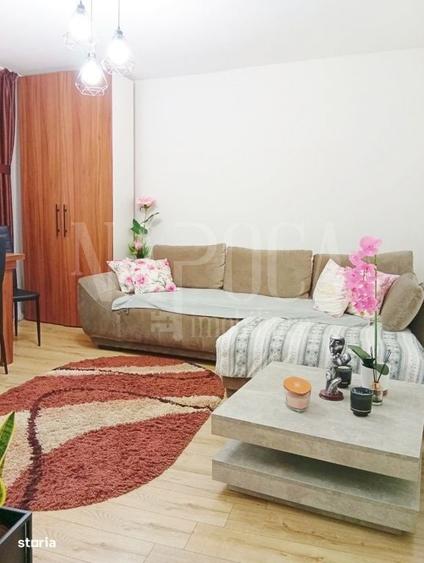 Apartament cu 3 camere semidecomandat în Oșorhei
