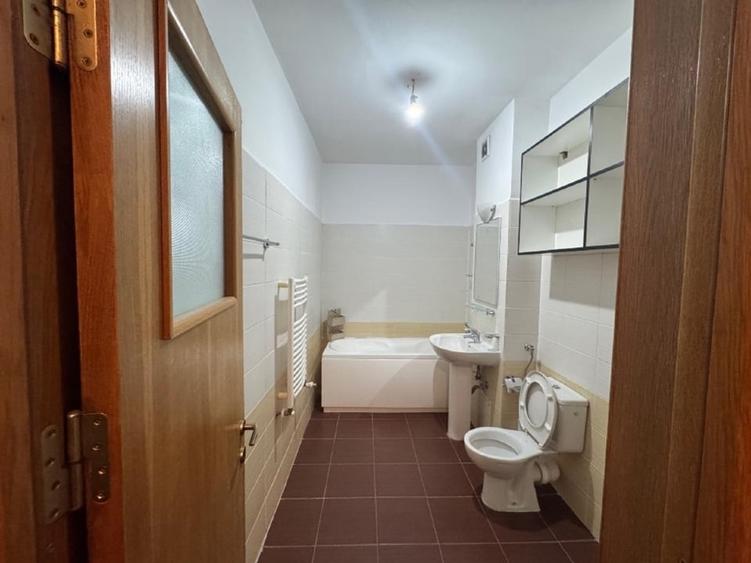 Apartament cu 2 camere decomandat în Mihai Bravu