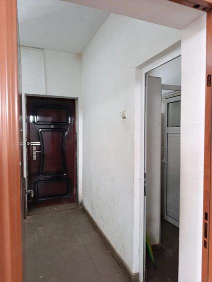 Spațiu comercial, de 200 mp, în Rădoiești