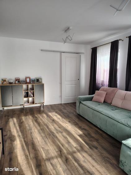 Casă cu 4 camere cu Teren 255 Mp în Chinteni