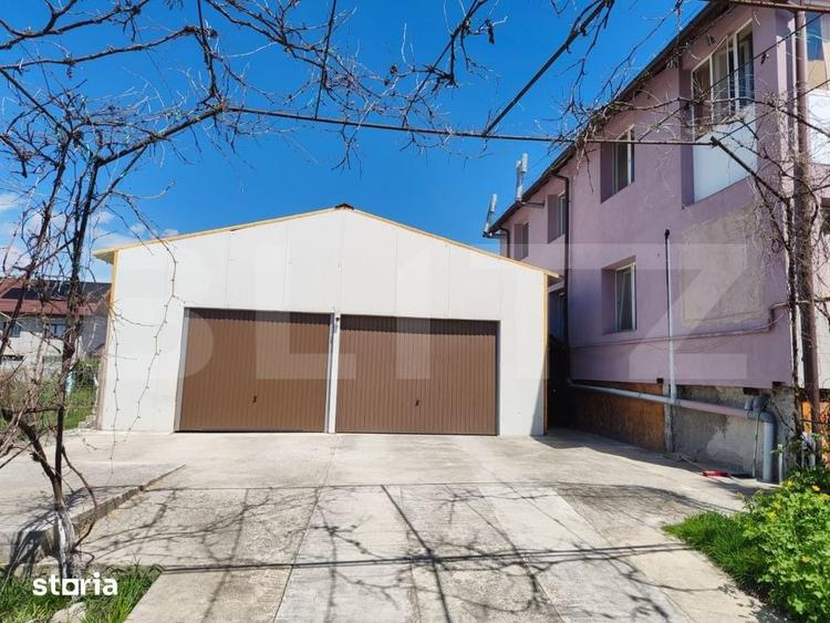 Casă cu 10 camere cu Teren 2714 Mp în Glod