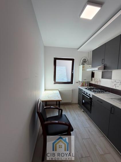 Apartament cu 2 camere semidecomandat în Fundeni