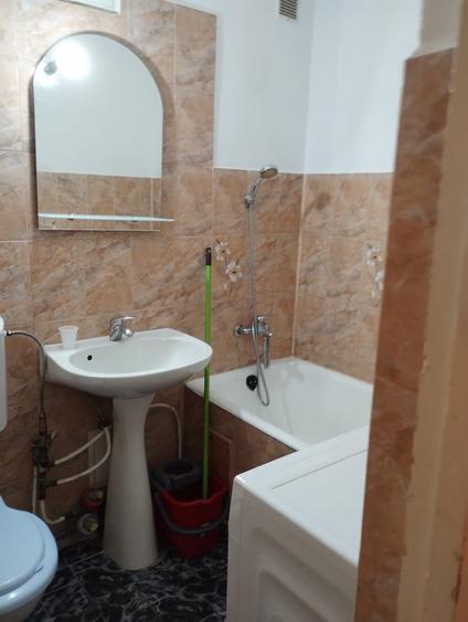 Garsonieră decomandată în Obcini