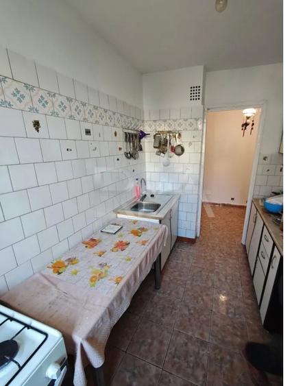 3 camere - Emil Racoviță - bloc reabilitat 1976 - 8