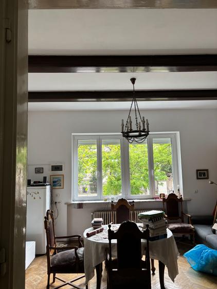 Apartament cu 4 camere în Central