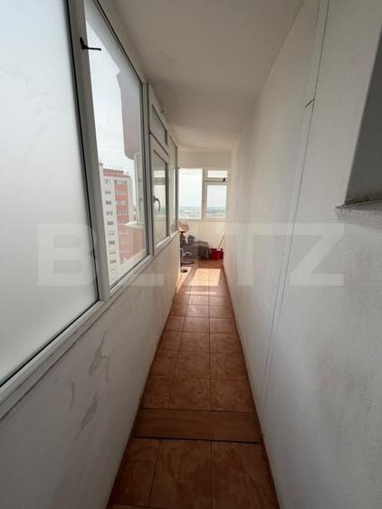 Apartament cu 4 camere decomandat, mobilat în Micro 20