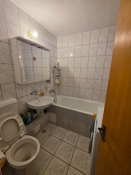 Apartament cu 2 camere semidecomandat în Titan