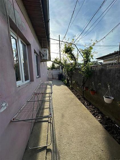 Casă individuală cu 4 camere cu Canalizare în Rahova