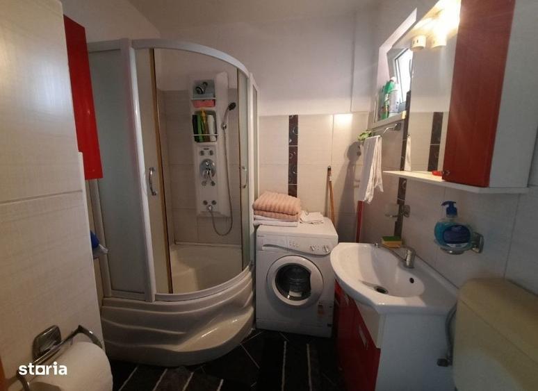 Apartament cu 4 camere în Dărmănești