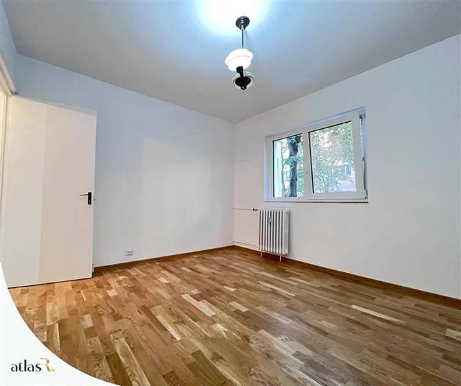 Apartament cu 2 camere decomandat în Nicolina