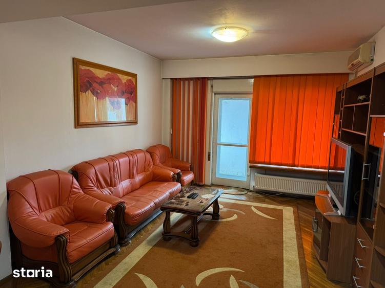 Apartament cu 3 camere în Aviatorilor
