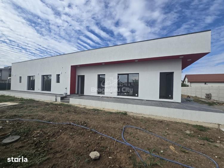 Casă cu 4 camere în Clinceni