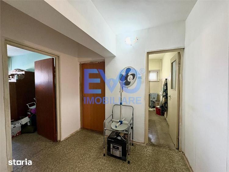 Apartament cu 3 camere decomandat în Independenței