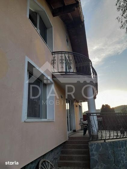 Casă cu 2 camere cu Teren 470 Mp în Central