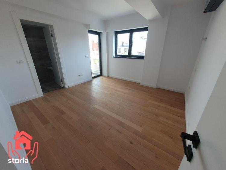 Apartament cu 3 camere în Romană