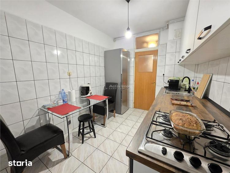 4 camere - centrala termica - parcare - Crangasi - 3