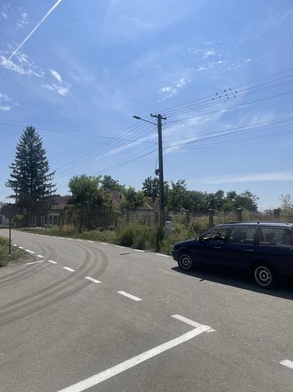 Teren de 7900 mp, în Dorolț