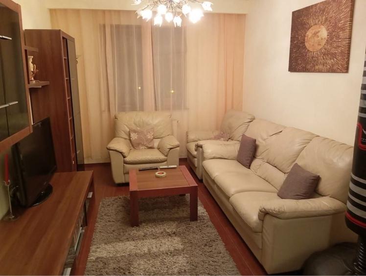 Apartament cu 2 camere decomandat în Berceni