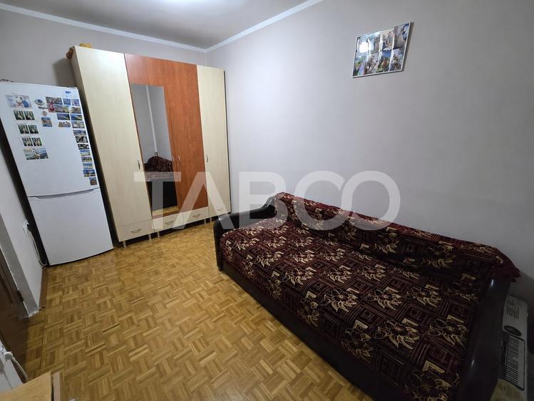 Apartament cu 2 camere nedecomandat, mobilat în Mihai Viteazul