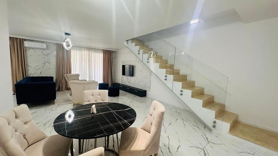 Duplex cu 5 camere cu Canalizare în Otopeni