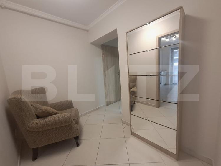 Apartament cu 2 camere decomandat, mobilat în Tractorul — fotografia 3