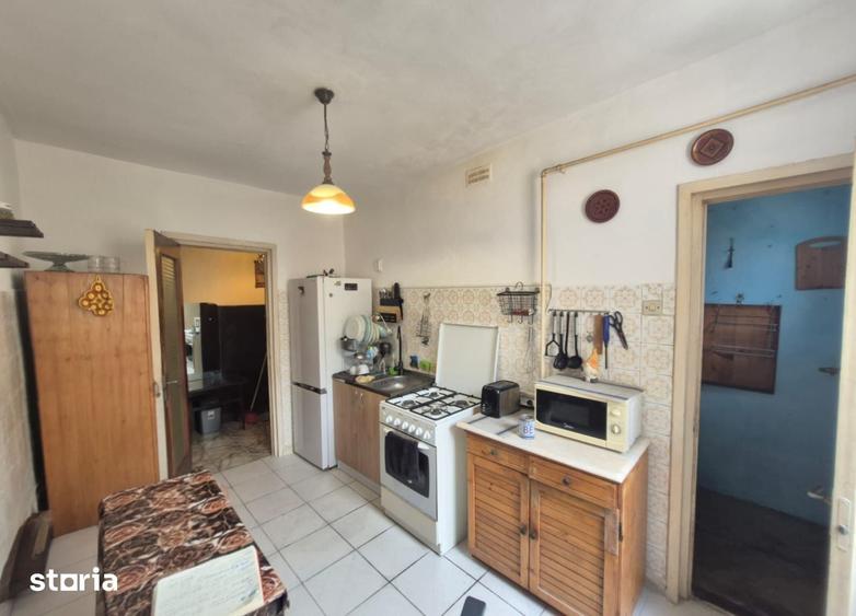 Apartament cu 3 camere decomandat în Ultracentral