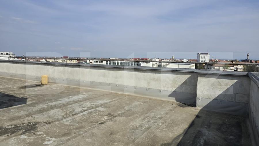 Garsonieră decomandată în Central
