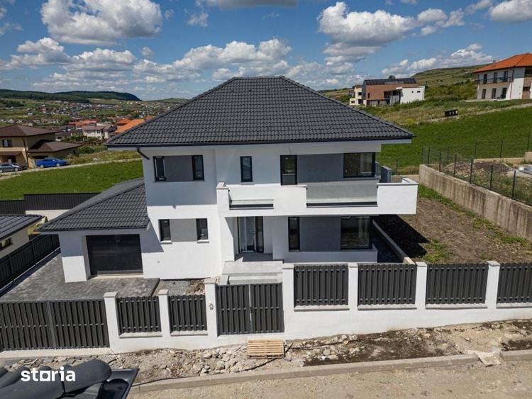 Casă cu 4 camere cu Teren 500 Mp în Chinteni