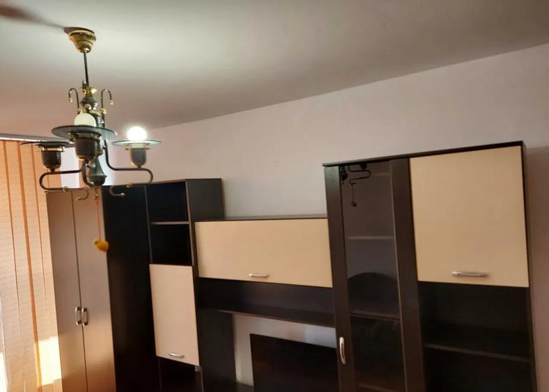 Apartament cu 2 camere decomandat, mobilat în Scriitorilor