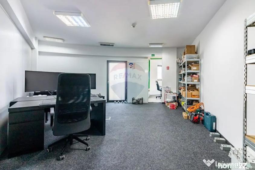 Spațiu comercial, de 240 mp, în Mihai Bravu