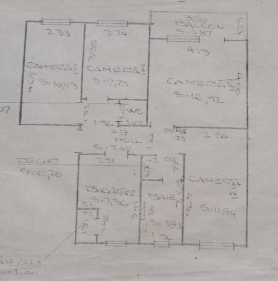 Apartament cu 4 camere decomandat în Gheorgheni