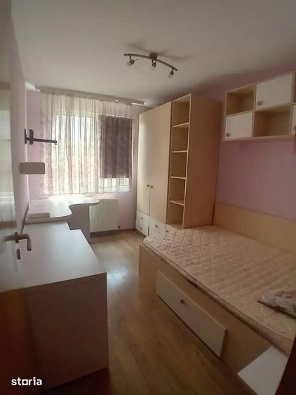 Apartament cu 3 camere decomandat, mobilat în Sălăjan — fotografia 2