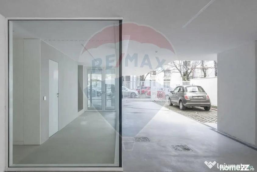 Apartament cu 3 camere decomandat în Națiunile Unite
