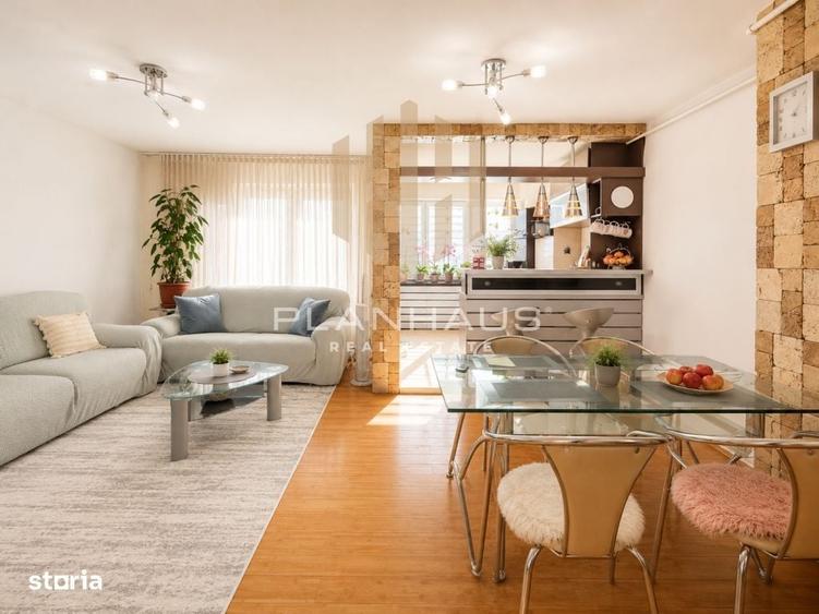 Apartament cu 3 camere decomandat în Traian