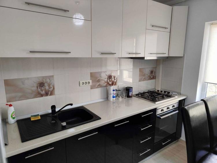 Apartament cu 2 camere decomandat în Miroslava