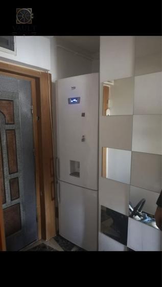 Apartament cu 2 camere semidecomandat, mobilat în Teiul Doamnei