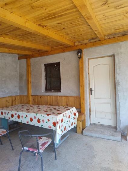Casă cu 3 camere în Peregu Mic