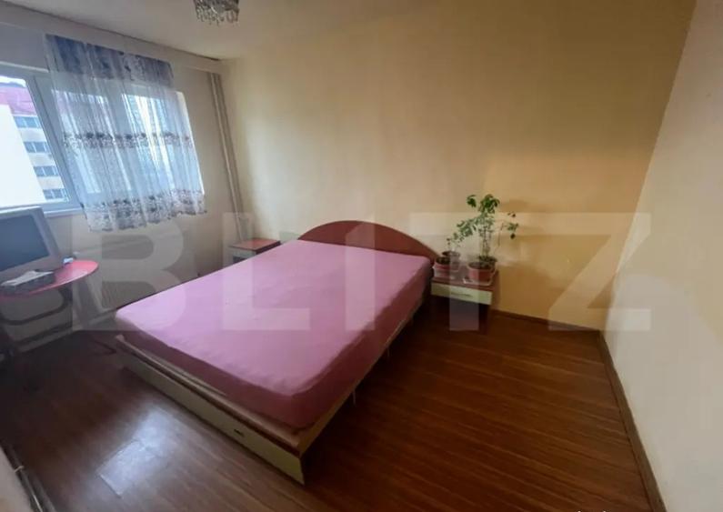 Apartament 3 camere, 70 mp, zona Micro 6 - 7