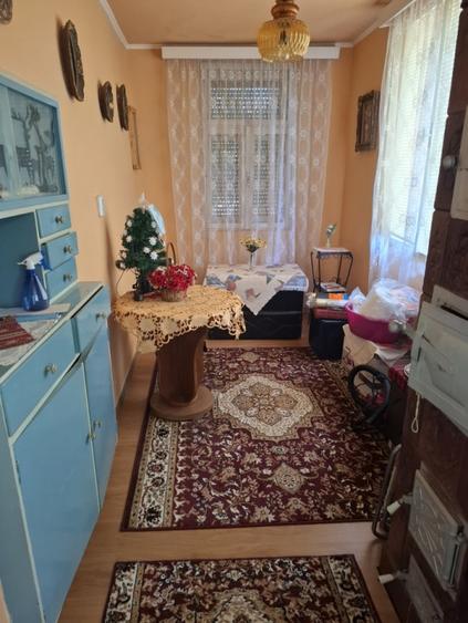 Casă individuală cu 5 camere cu Teren 2117 Mp în Nădlac