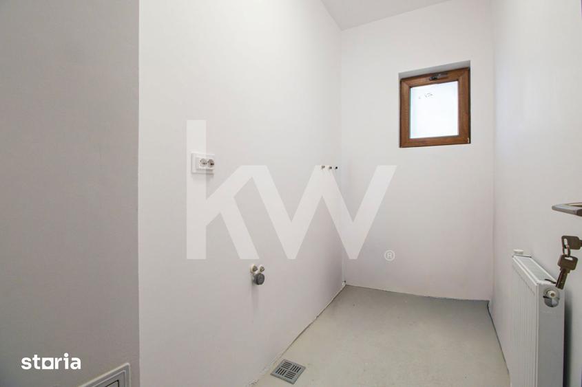 Apartament cu 3 camere decomandat în Sud