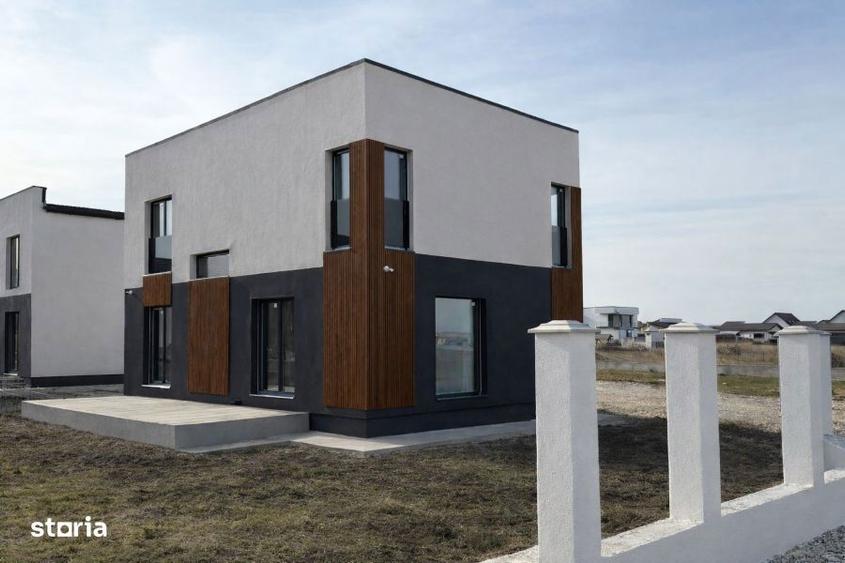Casă cu 4 camere cu Teren 130 Mp în Sânpetru