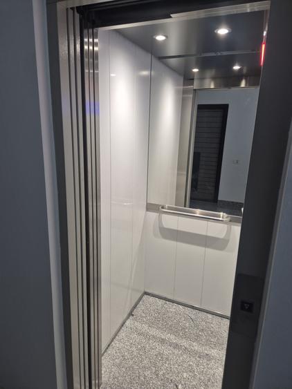 Apartament cu 3 camere decomandat în Cerneți