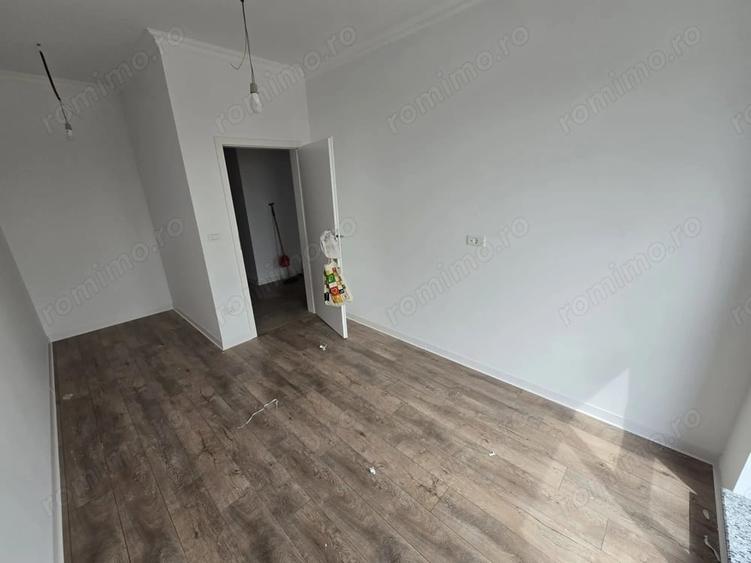 Apartament cu 2 camere decomandat în Girocului