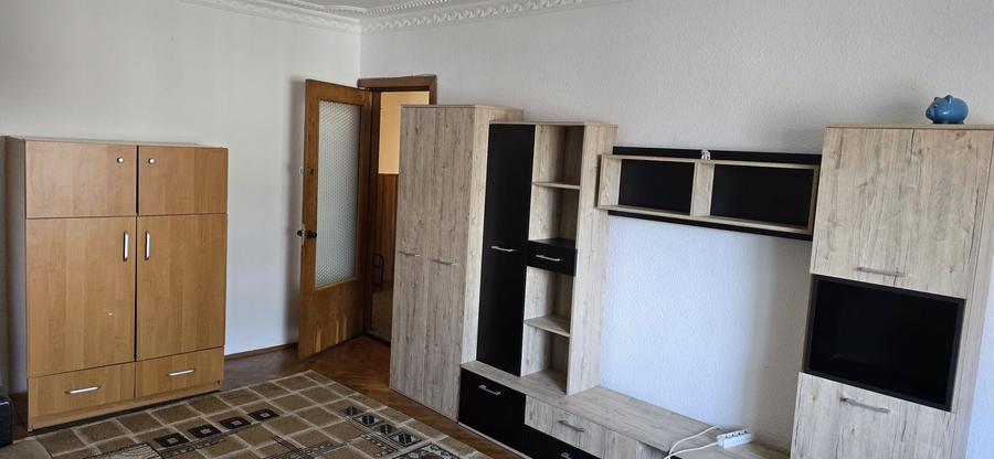 Apartament cu 2 camere decomandat în Obcini
