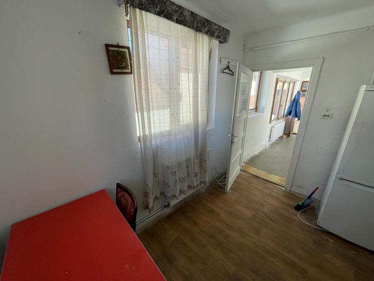 Casă individuală cu 3 camere cu Canalizare în Blumăna