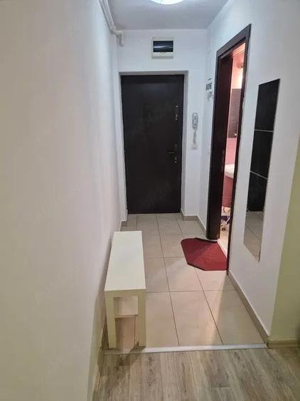 Garsonieră semidecomandată în Theodor Pallady