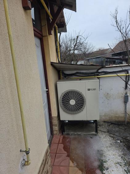 Casă cu 3 camere în Central