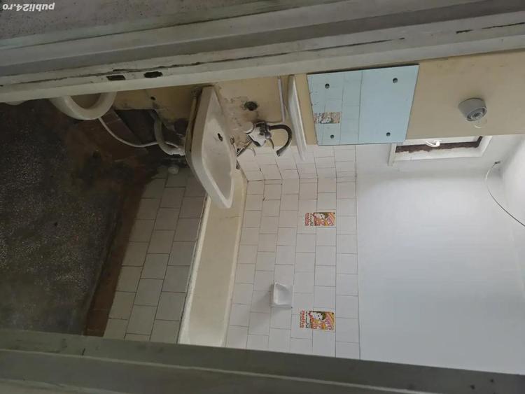 Apartament 3 camere etaj 2 zona Centrala - 2