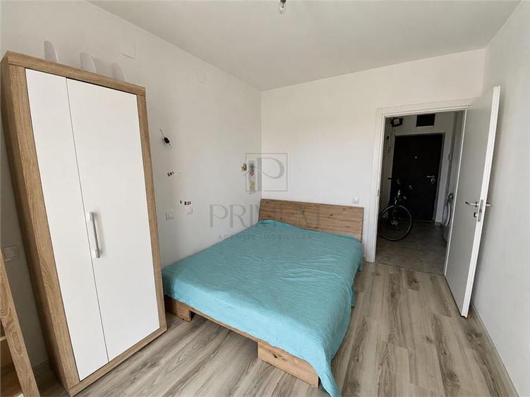 Apartament cu 2 camere semidecomandat în Lipovei