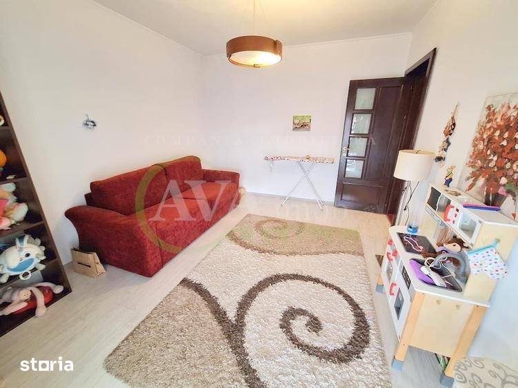 Casă cu 7 camere cu Teren 360 Mp în Bistrița Lac